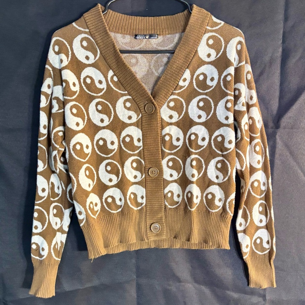 Nikkak Brown Yin Yang Knit Cardigan. Size Medium.